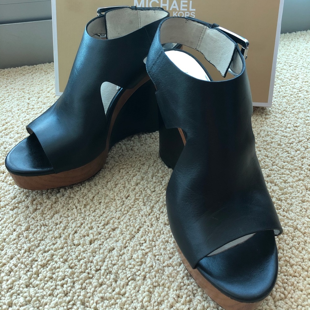 MICHAEL Michael Kors Black Leather Sandal